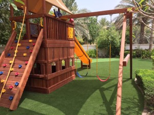 Benefits of having artificial grass for kids
