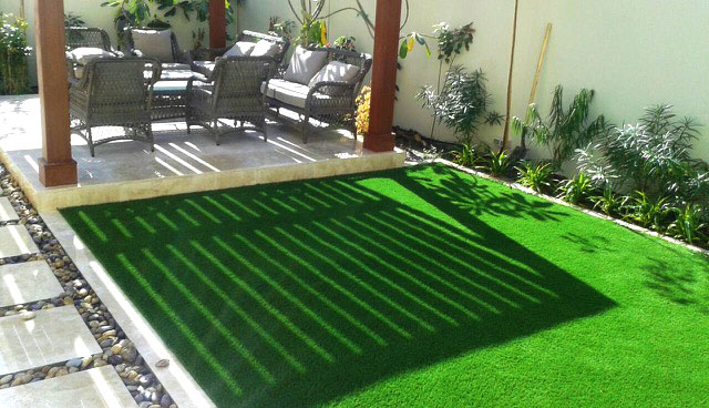 mira community dubailand artificial grass